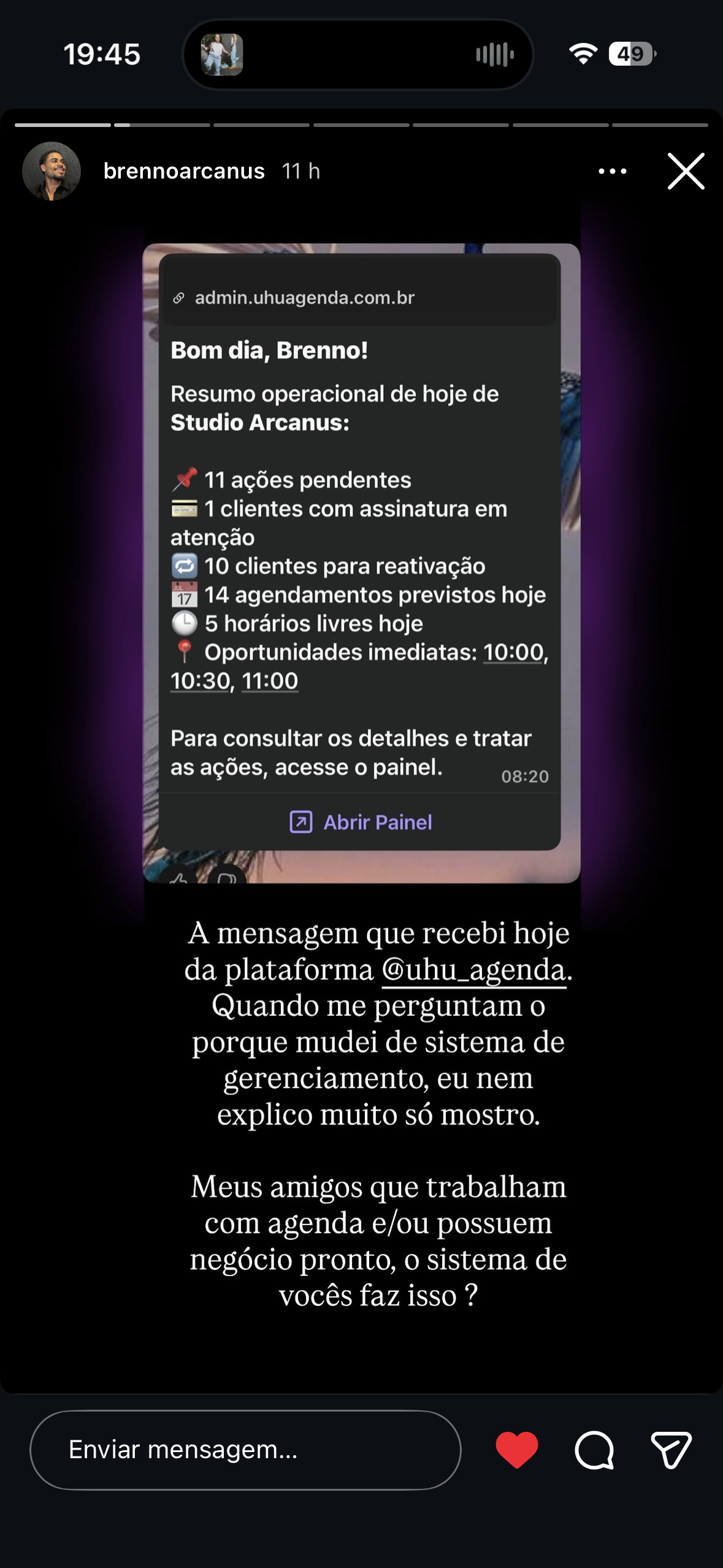 Brenno mostra o resumo operacional diário da UhuAgenda no WhatsApp: 14 agendamentos previstos hoje, 10 clientes para reativação.